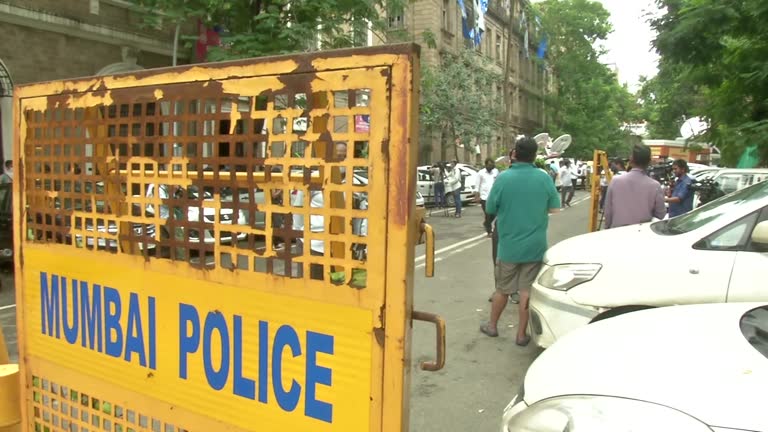 POLICE